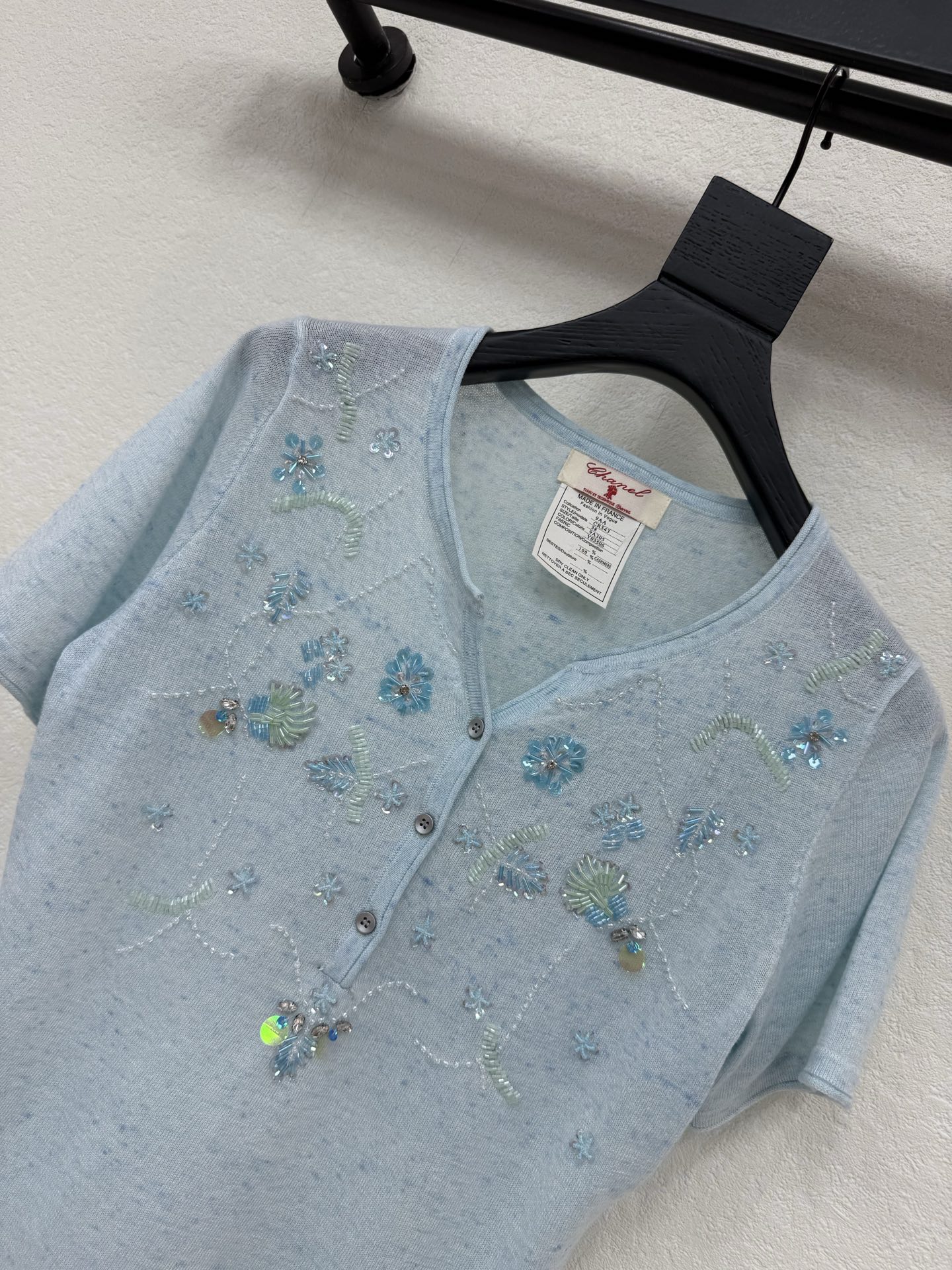 Women's short sleeves